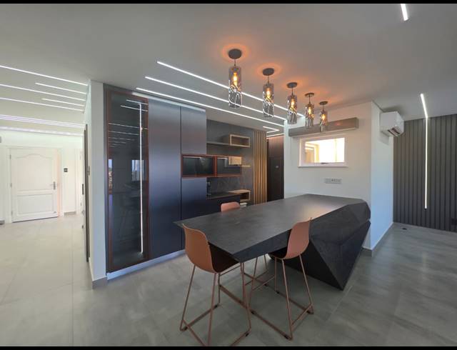 3 BEDROOM APARTMENT FOR SALE IN LA LUCIA